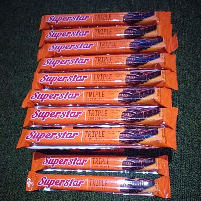 

SUPERSTAR 12PCS TRIPLE CHOCOLATE WAFER SALUT CREAM COATED 192g