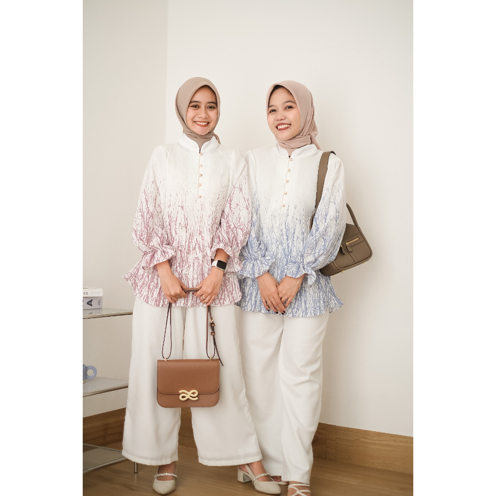 Hprojects - Rootsy Pleats Blouse (Blouse Plisket)