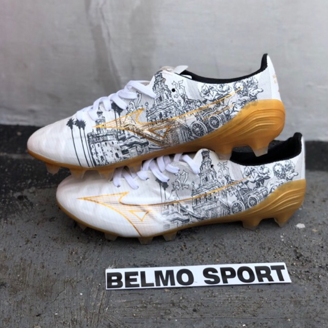 sepatu Bola mizuno Alpha Ramos White Gold