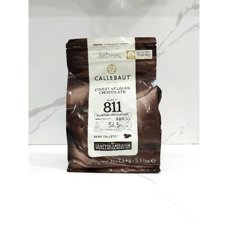 

Cokelat Couverture Callebaut 811 500gr Dark Callets Chocolate Import 54,5% 500 gr
