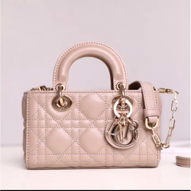 ✨100% authentic  DIOR LADY D-JOY MICRO BAG