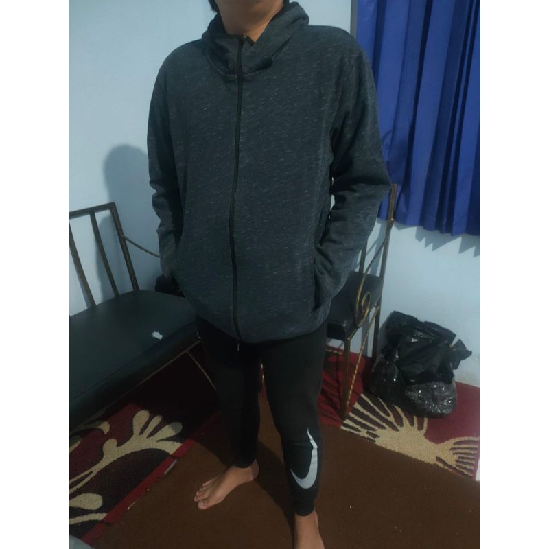 hodie uniqlo blockteck