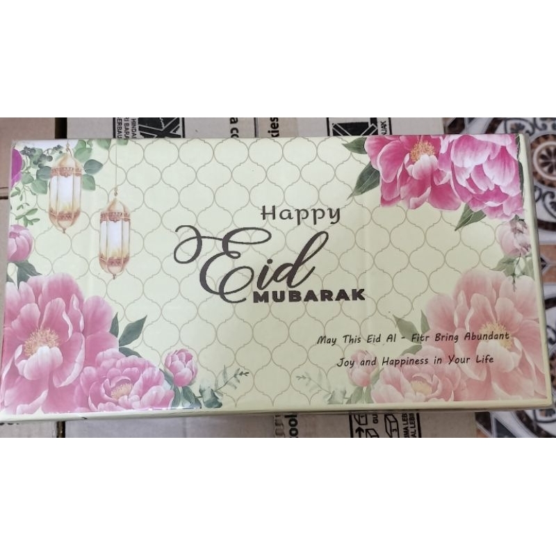 

hampers isi 2 toples ukuran 500
