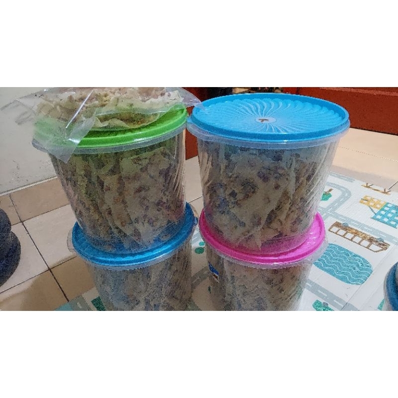 

Peyek Kacang Toples Mommy Ali ukuran 500grm toples 5liter