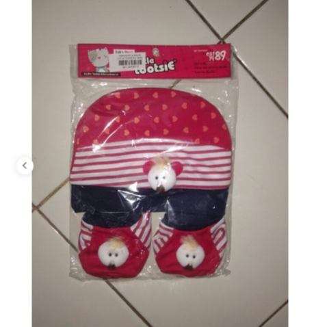 Set Topi Plus Kaos Kaki Salur Boneka Little Toosie Mulai Newborn