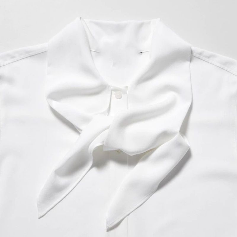 Unq neck longsleeved blouse