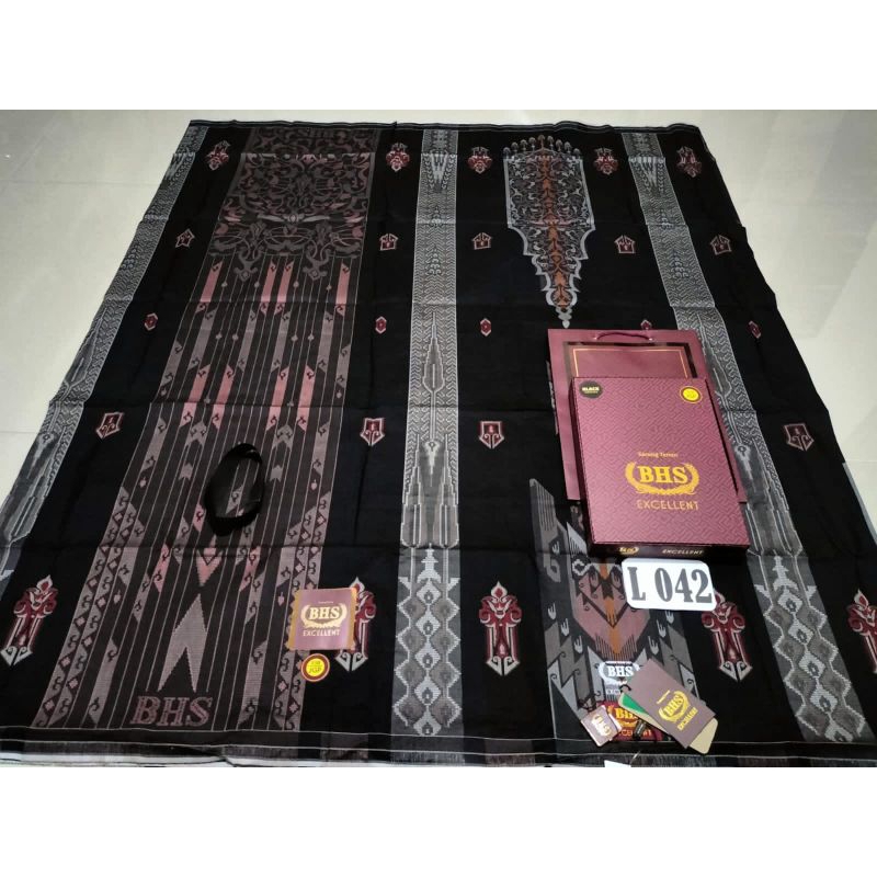 BHS EXCELLENT JAGUARD