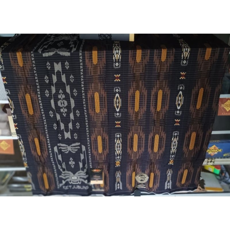 ketjubung Platinum TIS Gold