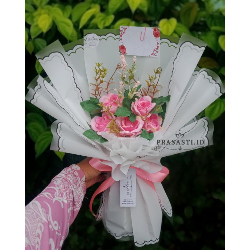 PRASASTI.ID - BOUQUET/BUKET BUNGA ARTIFICIAL SIZE MEDIUM