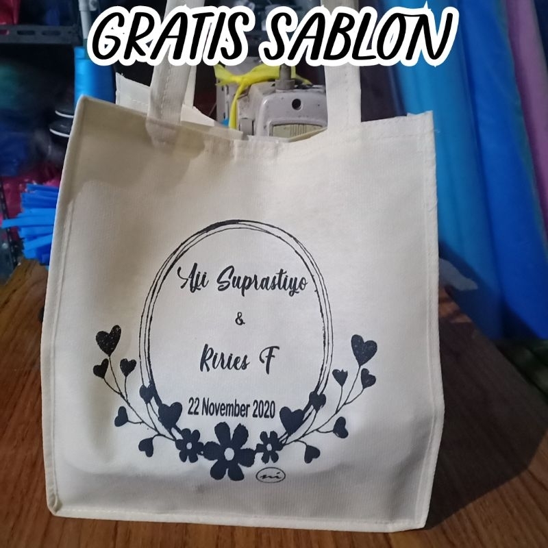 

Tas kotak nasi 20x20x25