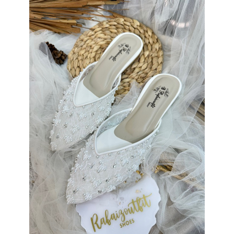 Flatshoes wanita Marisa putih