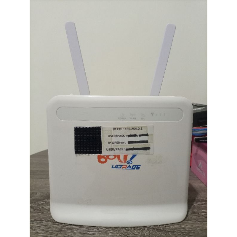 Modem OpenWRT Bolt PL100