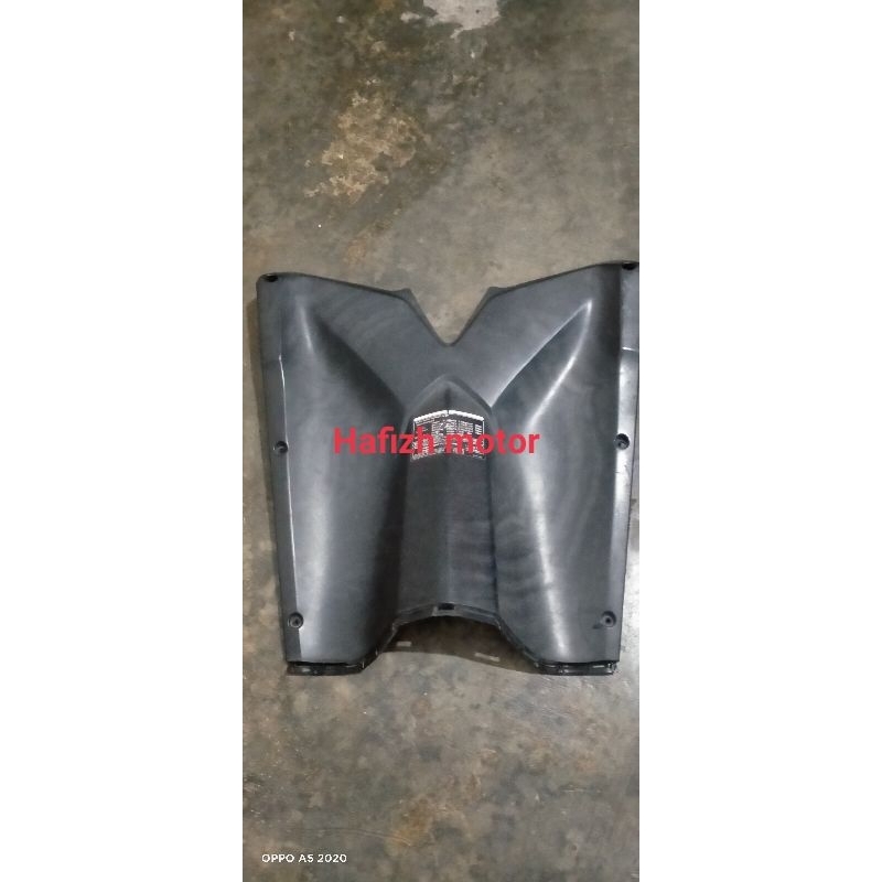 Legsil kontak bagian bawah Honda Vario 125 OLD copotan