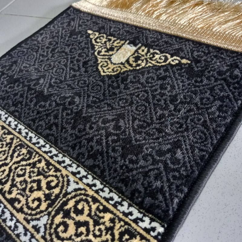Sajadah Kiswah Ka'bah mini