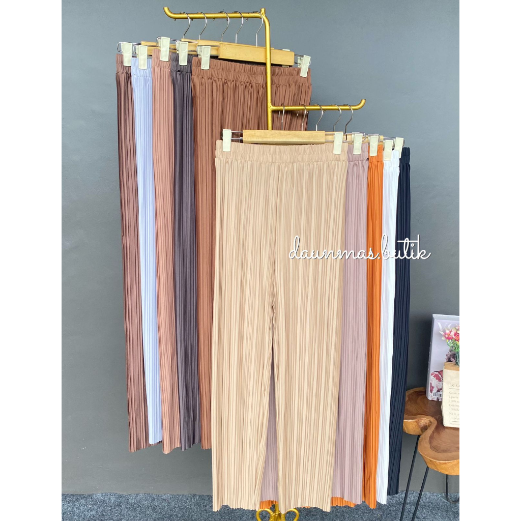 1KG MUAT 4PCS | REZEL KULOT PLISKET PREMIUM HIGH QUALITY