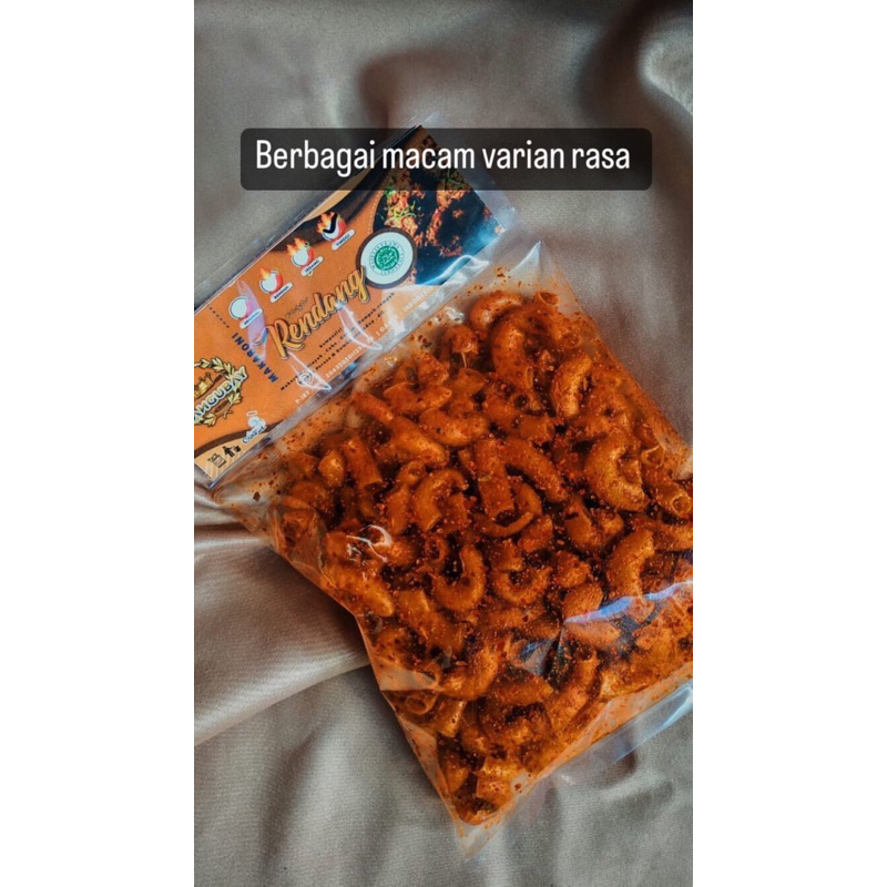 

MAKARONI MANG UBAY MAKARONI PEDAS CEMILAN NYIKRUH CEMILAN PEDAS