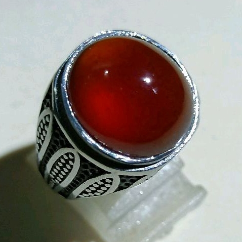 batu red garnet