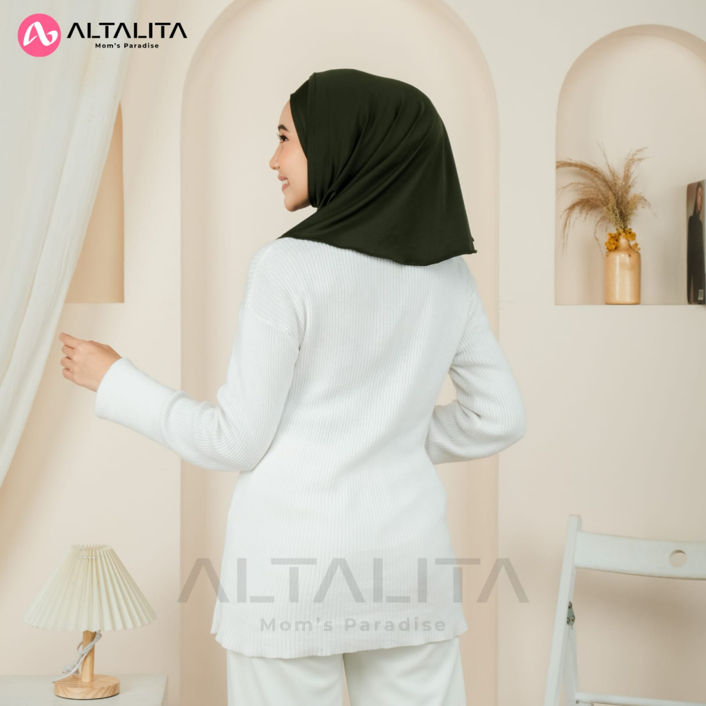 Altalita - Kerudung Khimar Instan Helma Sport Bergo Masker Headset Earphone Kacamata Bahan Jersey Premium Cocok untuk Olahraga Volly Futsal Senam dan Sehari-hari