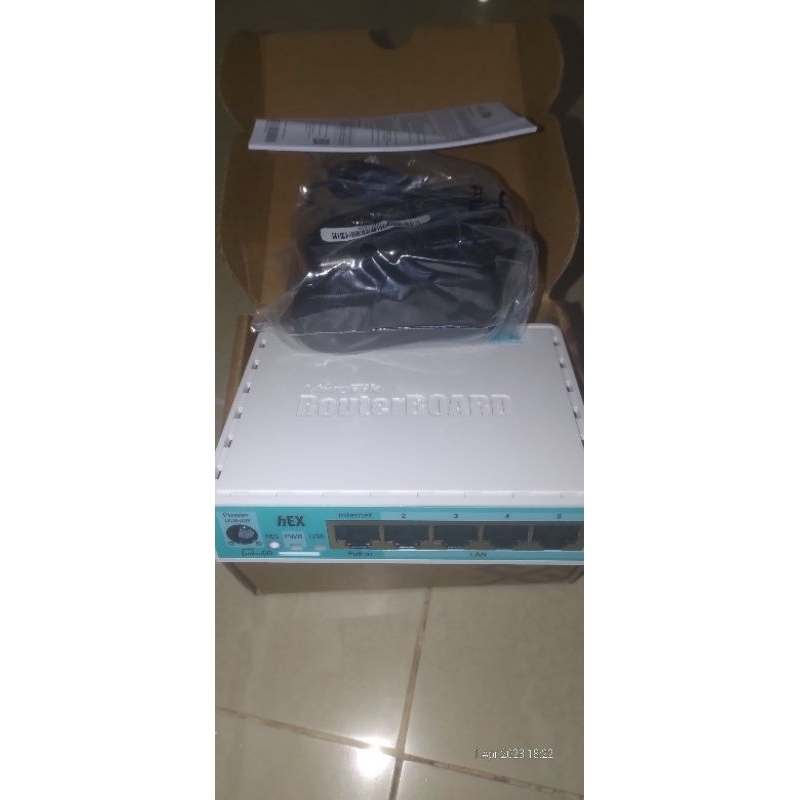 Mikrotik Rb750 Gr3 Router Gigabit Internet