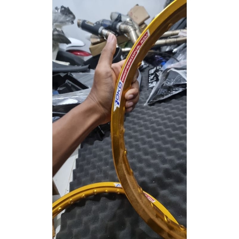 Velg Yoko 120 140 ring 17 Gold