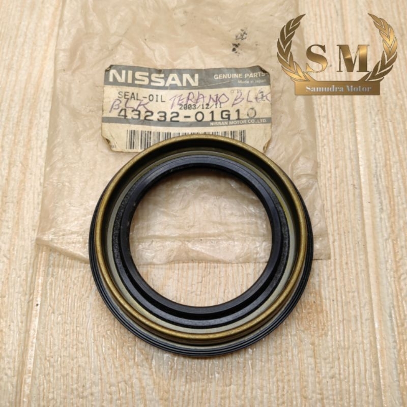 Seal Oil Belakang Nissan Terrano Original