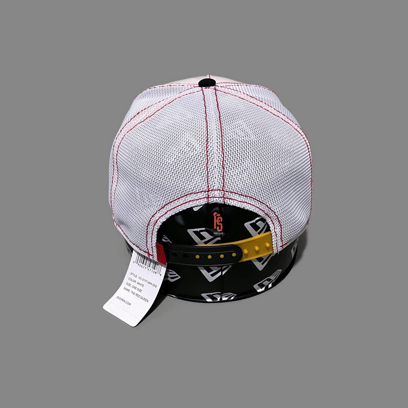 TOPI ORIGINAL GOORIN BROS TRUCKER PATENT LEATHER QUEEN WHITE BLACK