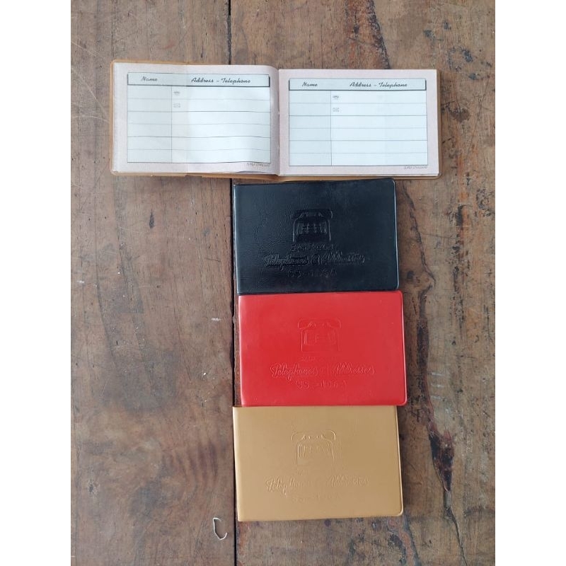 

BUKU TELEPON MINI 6 X 9 CM / BUKU ALAMAT / TELEPON & ADDRESS BOOK SS - 106 A