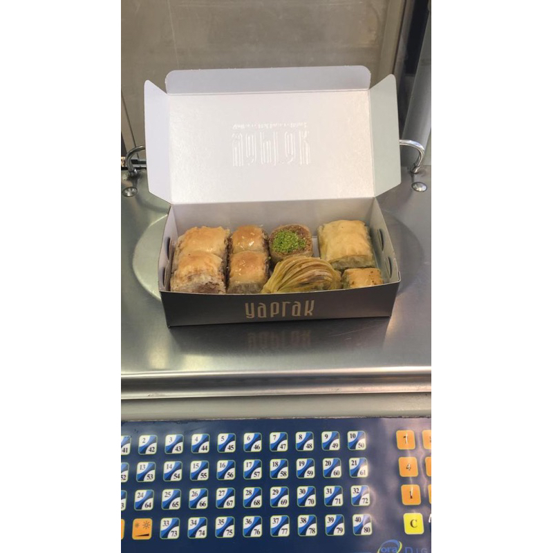 

BAKLAVA YAPRAK 300gr