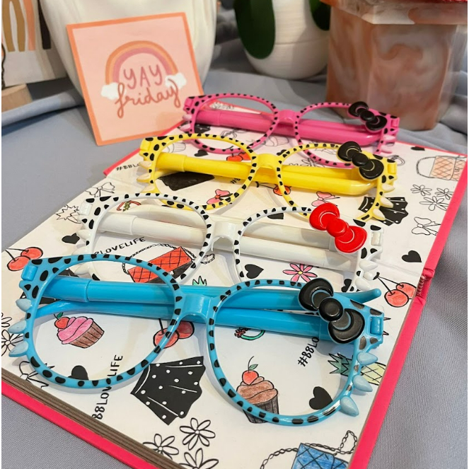 

PULPEN BENTUK KACAMATA UNIK LUCU