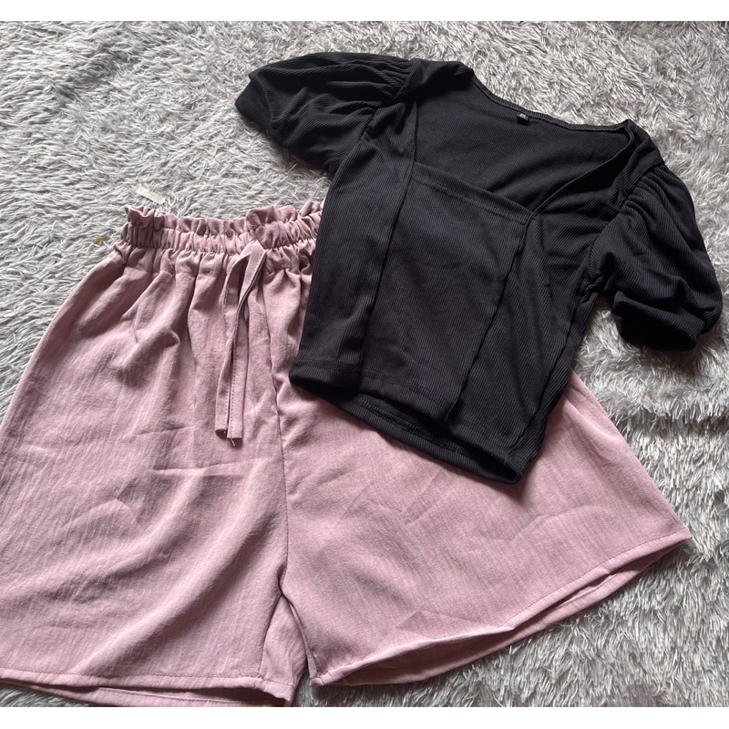 One Set wanita Celana pendek x Velcia