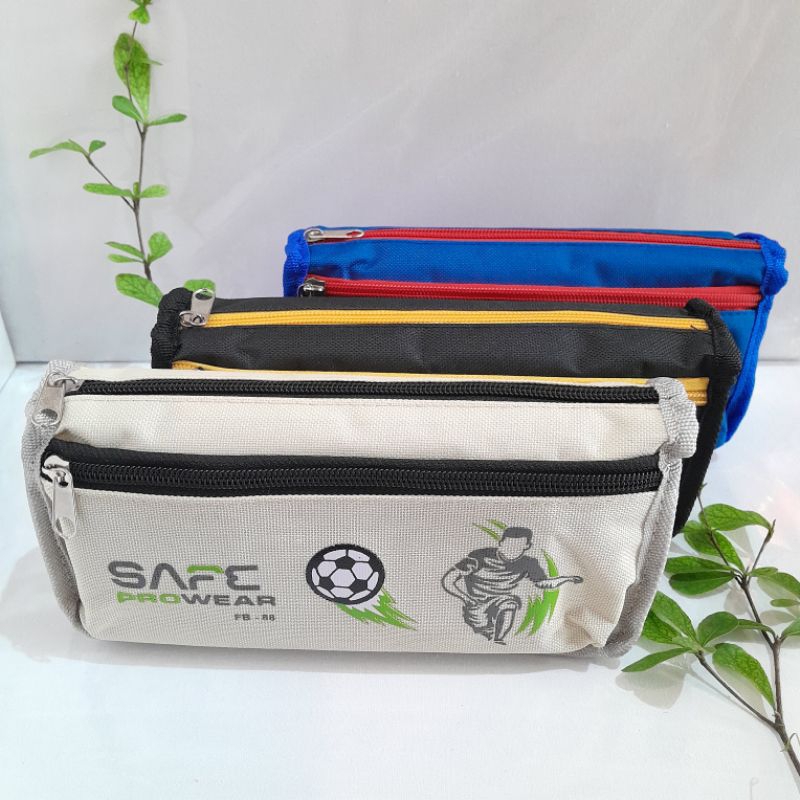 

TEMPAK PENSIL KAIN RESLETING 2 KANTONG/ LEPAK KAIN FOOTBALL 88