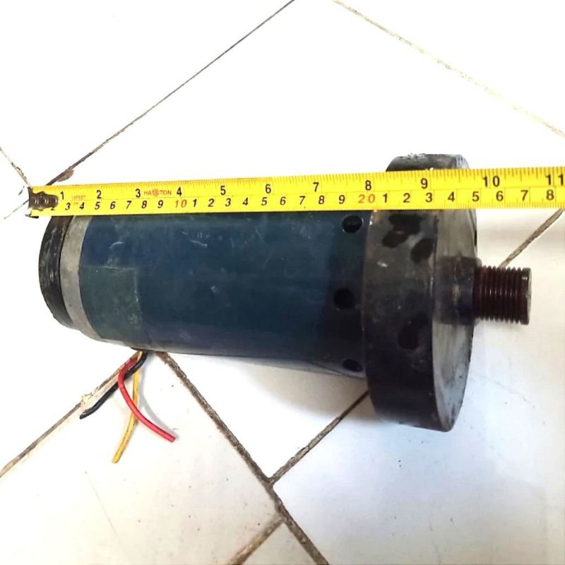 TREADMILL DINAMO MERMANEN MAGNET DC MOTRO 2HP 230V 4000RPM