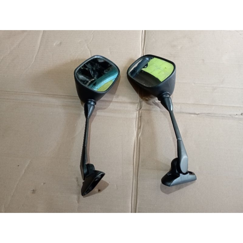 SPION STANDARSN YAMAHA R15 OLD/R15 LAMA ORI