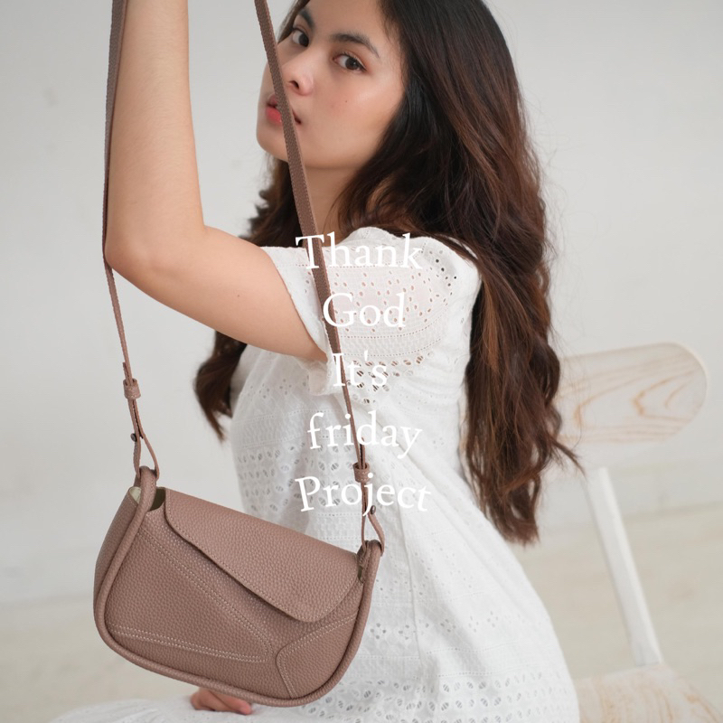 Mako slingbag korean bag