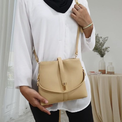 Sling bag wanita terbaru KHANZA - Tas selempang wanita - Sholderbag - Tas wanita 2in1