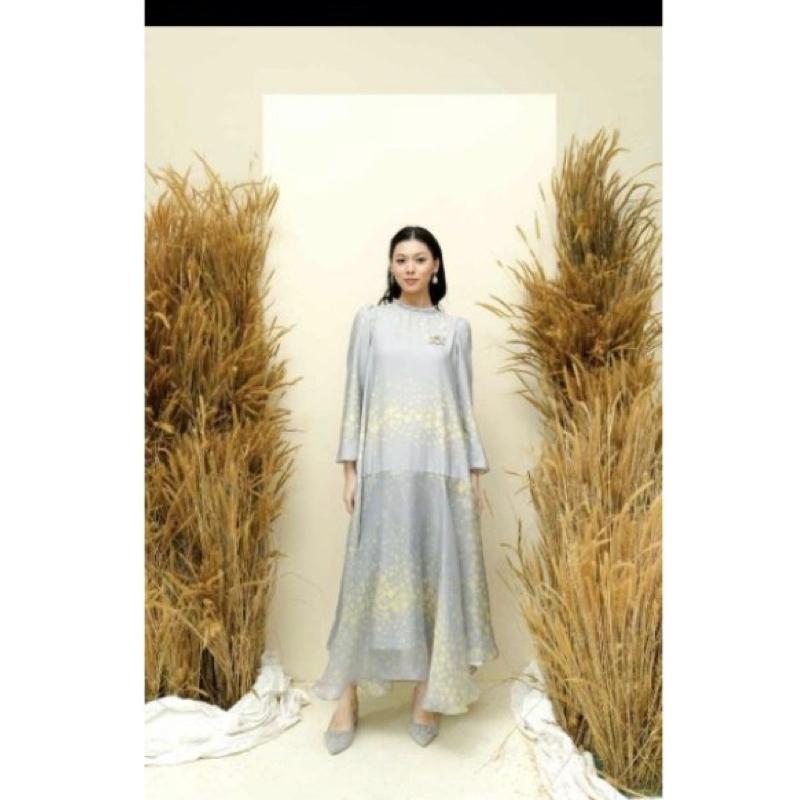 SALE Preloved like New Andaya dress Luna by Wearing Klamby