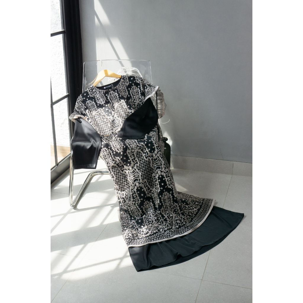 Cottoncut Keinarra Dress Mom Gamis Pesta