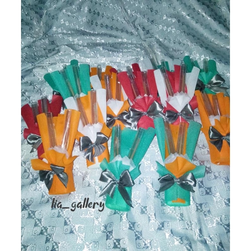 

Buket mini uang kosongan (angpao lebaran)