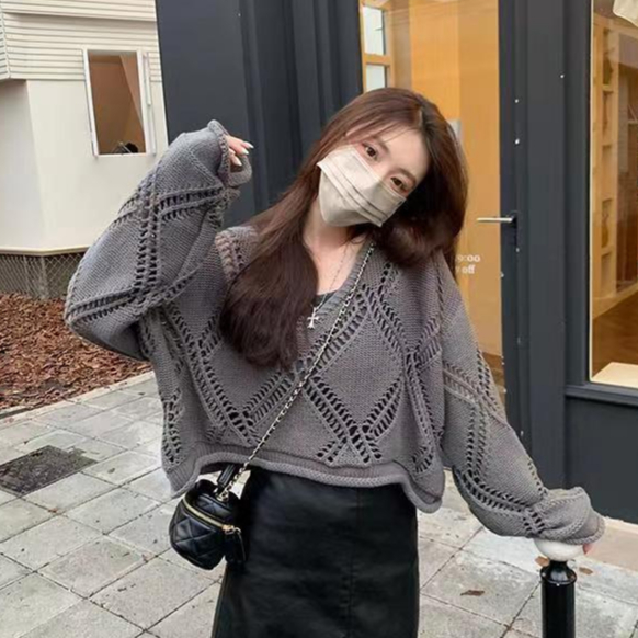 Atasan Rajut Wanita Vermorra Lengan Panjang Crop Polos Blouse Korean Style CP0