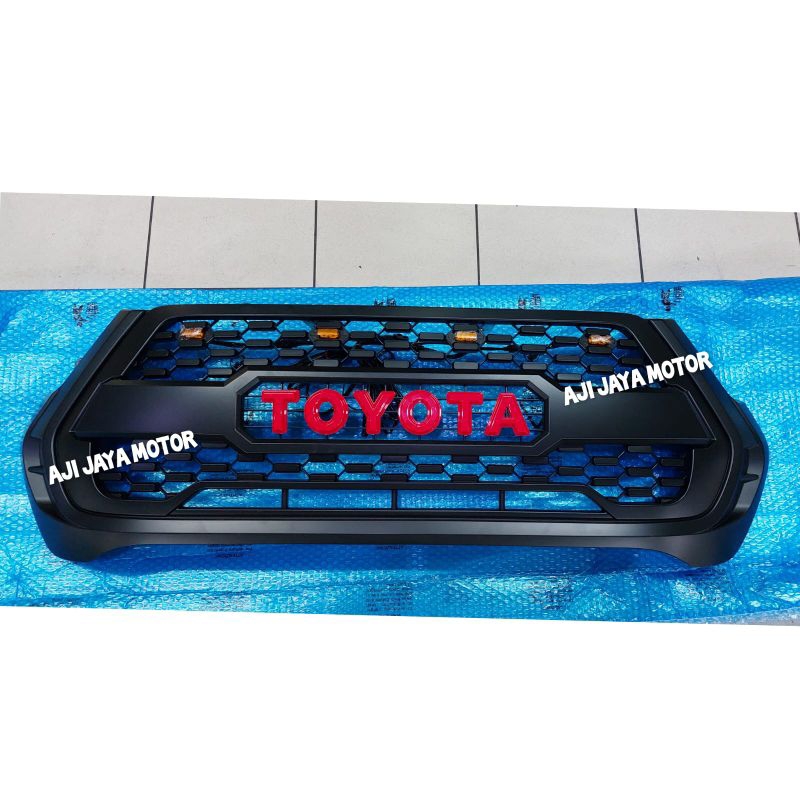 GRILL HILUX TAHUN 2021-2023 GRILL DEPAN HILUX IMPORT
