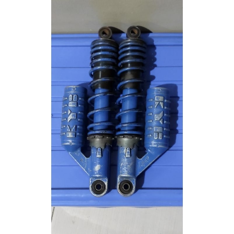 Shock belakang kyb rzr