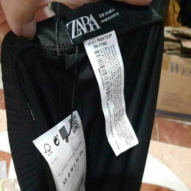 Legging panjang ZR warna hitam