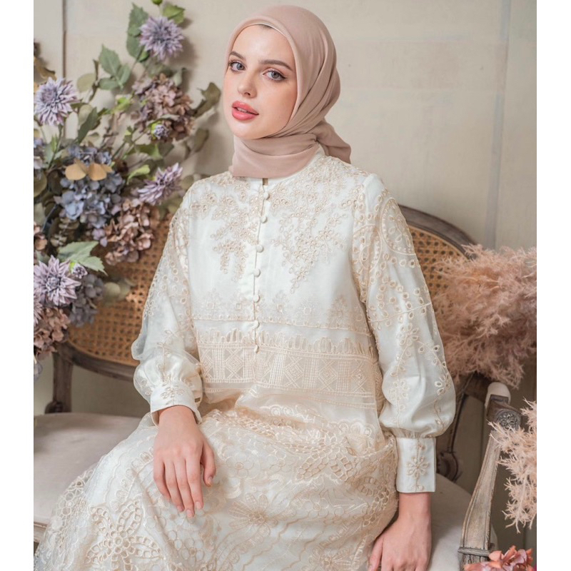 Liora Midi Dress by Heaven Lights