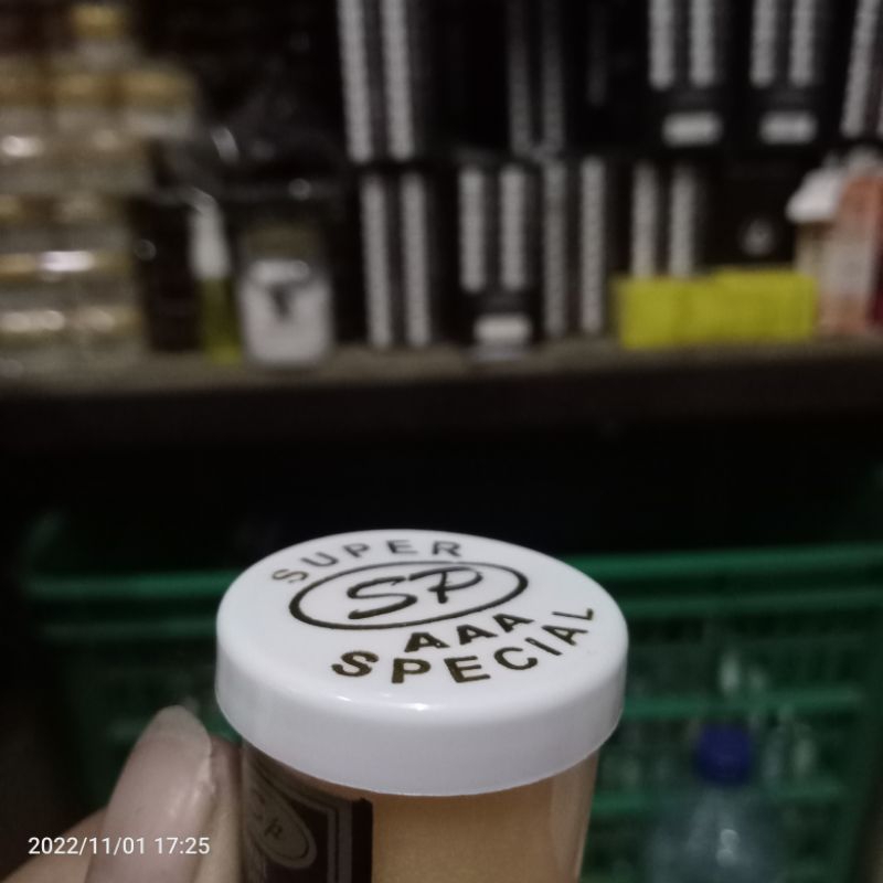 (12 pcs) Cream Sp Hitam Plastik Super Uv Whitening Lusian