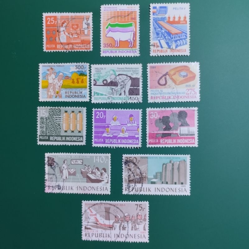 

Set perangko lama , Indonesia , Pelita