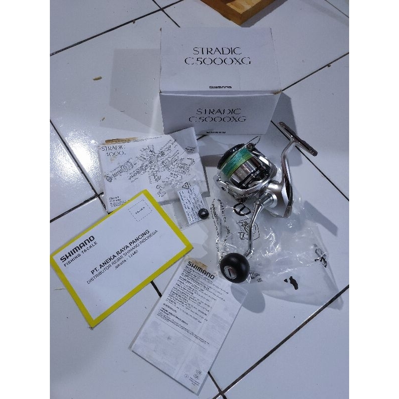 Reel shimano stradic fl c5000xg.