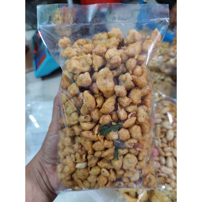 

Kacang peyek