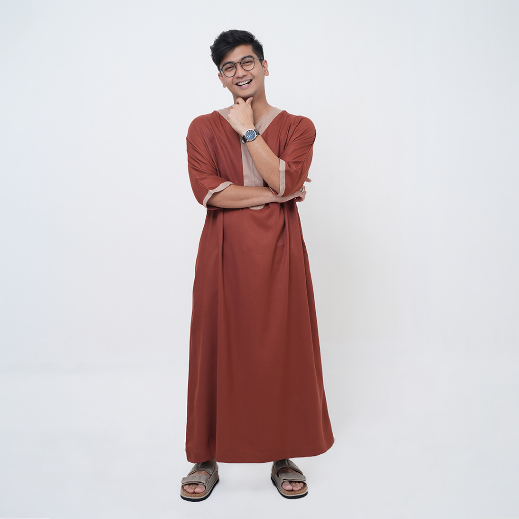 BMEN X  NABILA ILYAS - Gamis Thobe Abaya Pria V-neck