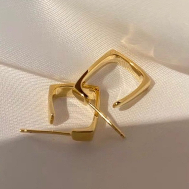 Zara Earring - Anting Zara (18K gold)