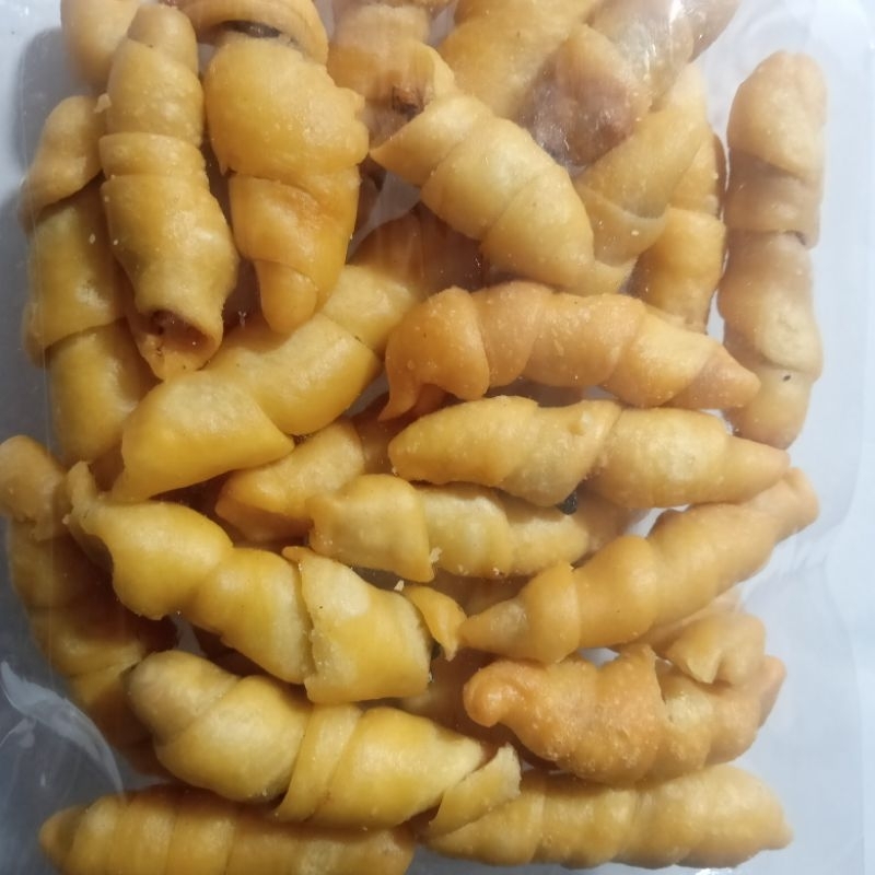 kue molen pisang kering arum rasa gurih renyah 100 gram